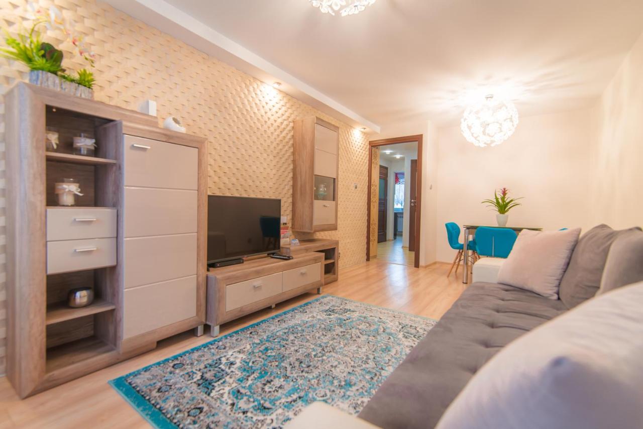 Apartamento con balcón