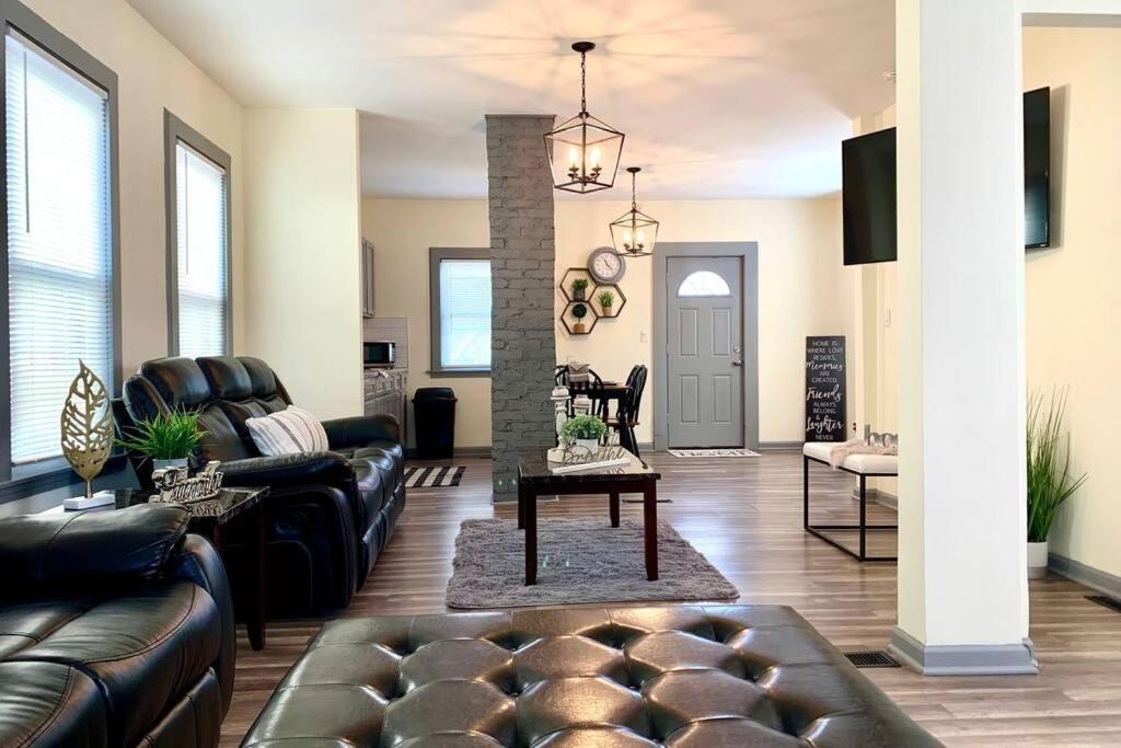 Cozy 3BR 1BA Short drive to Niagara Falls - B&B
