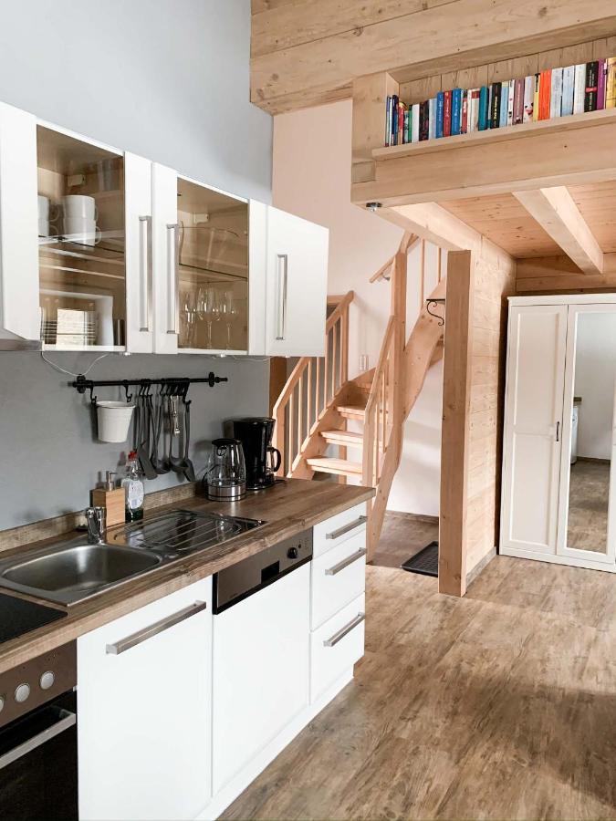 Apartment mit Balkon