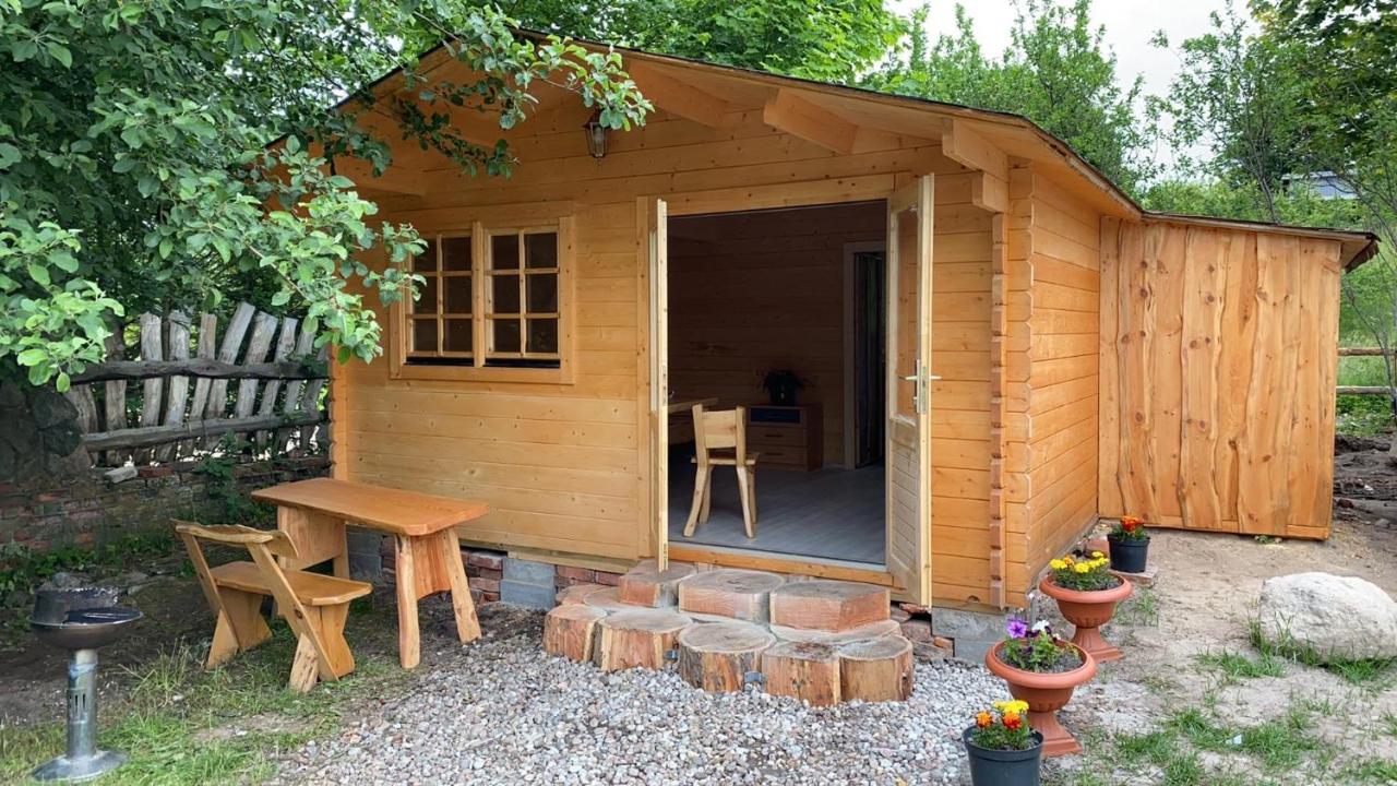 Domek letniskowy W Tawęcinie - B&B