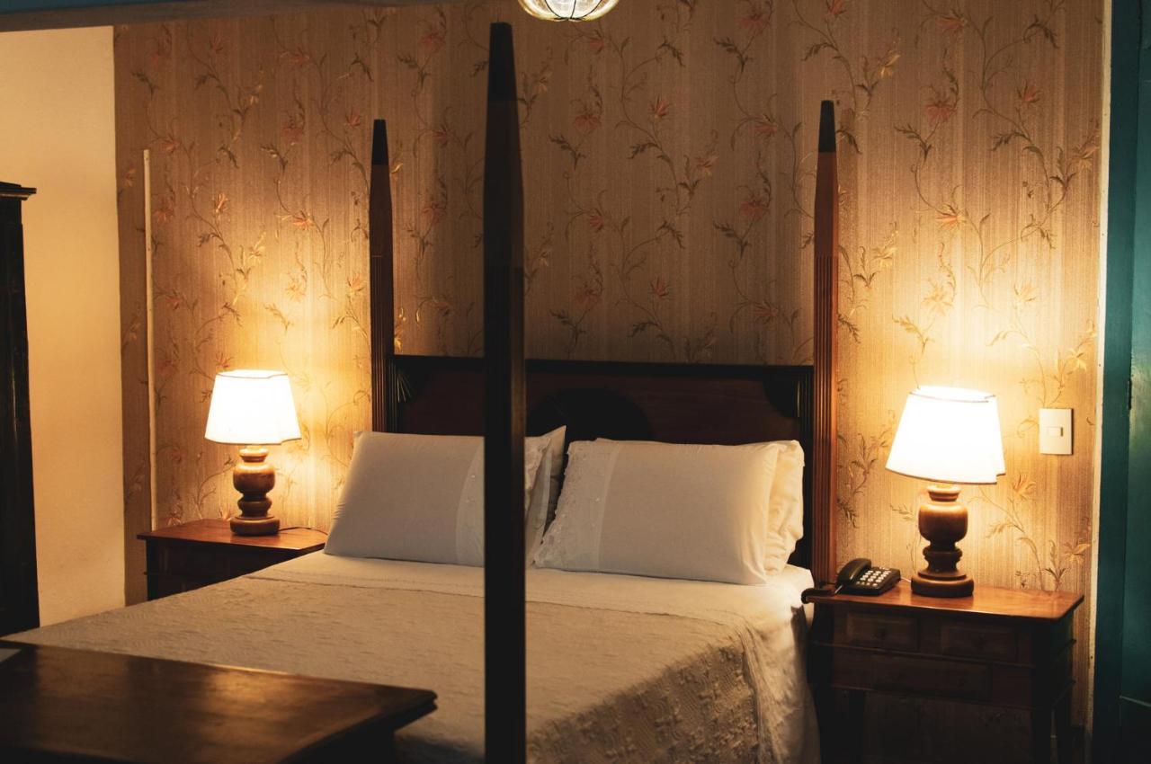 Habitación Doble con vistas a la montaña