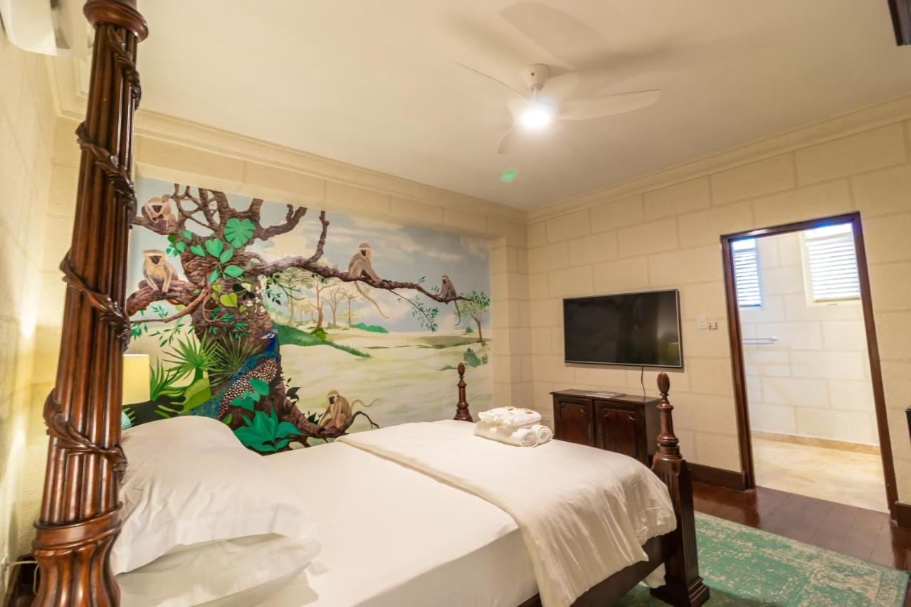 Mahogany Room