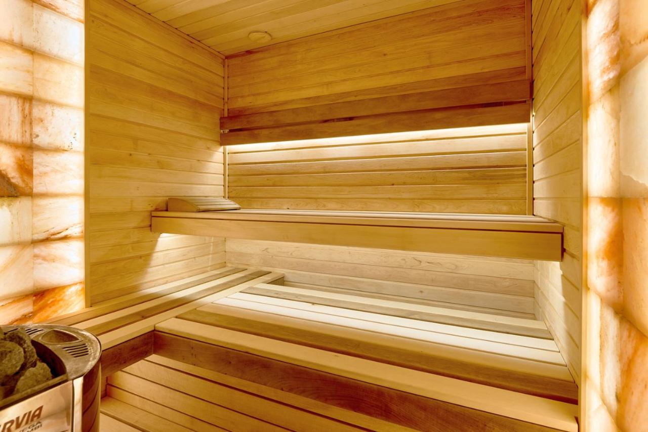 Villa de Jardin - B&B Svyatopetrivske