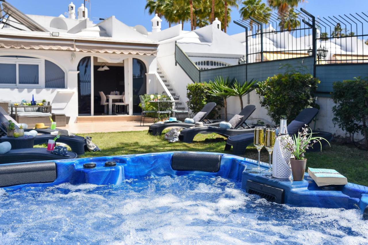 B&B Playa del Inglés - The Secret Garden Holiday Home - Bed and Breakfast Playa del Inglés