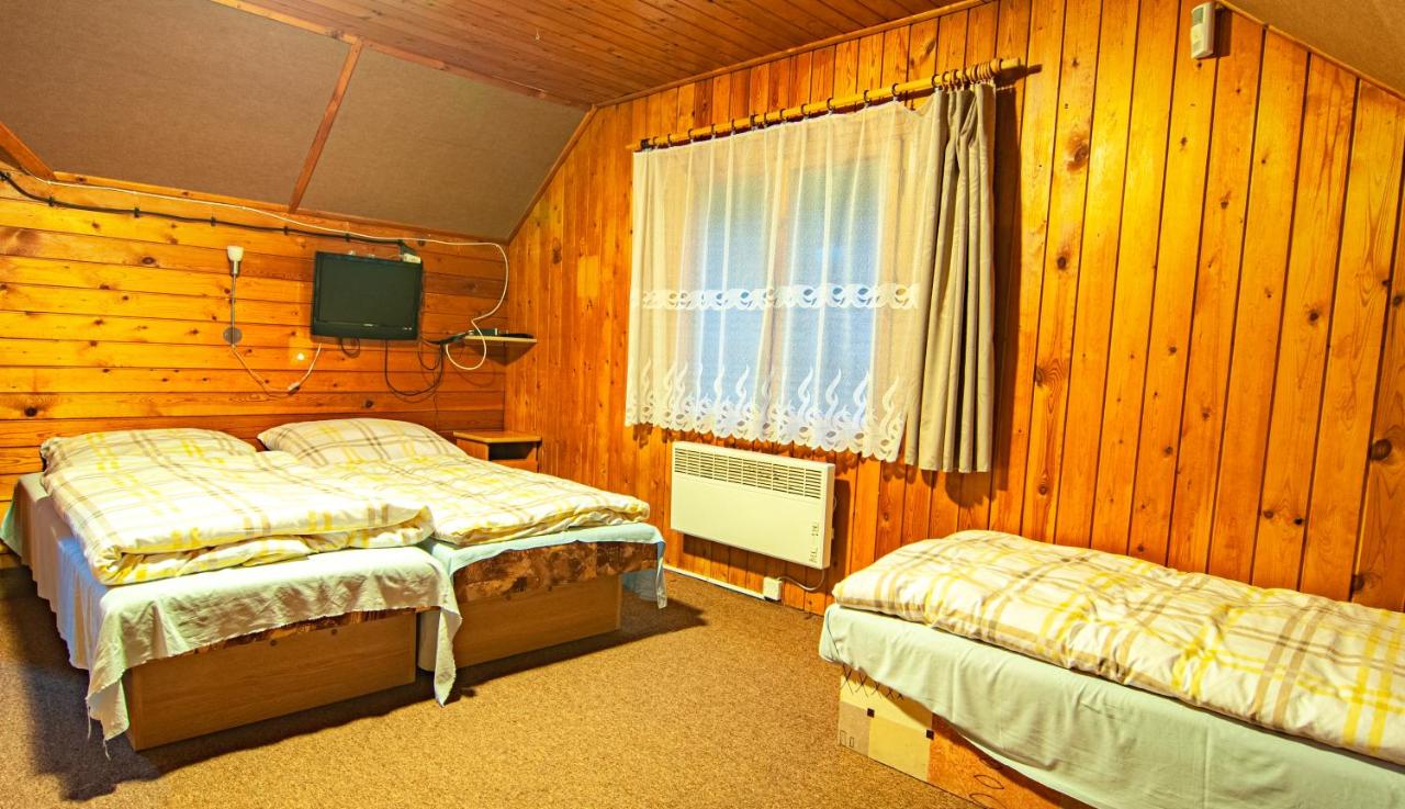 Camera Quadrupla Economy con Bagno in Comune