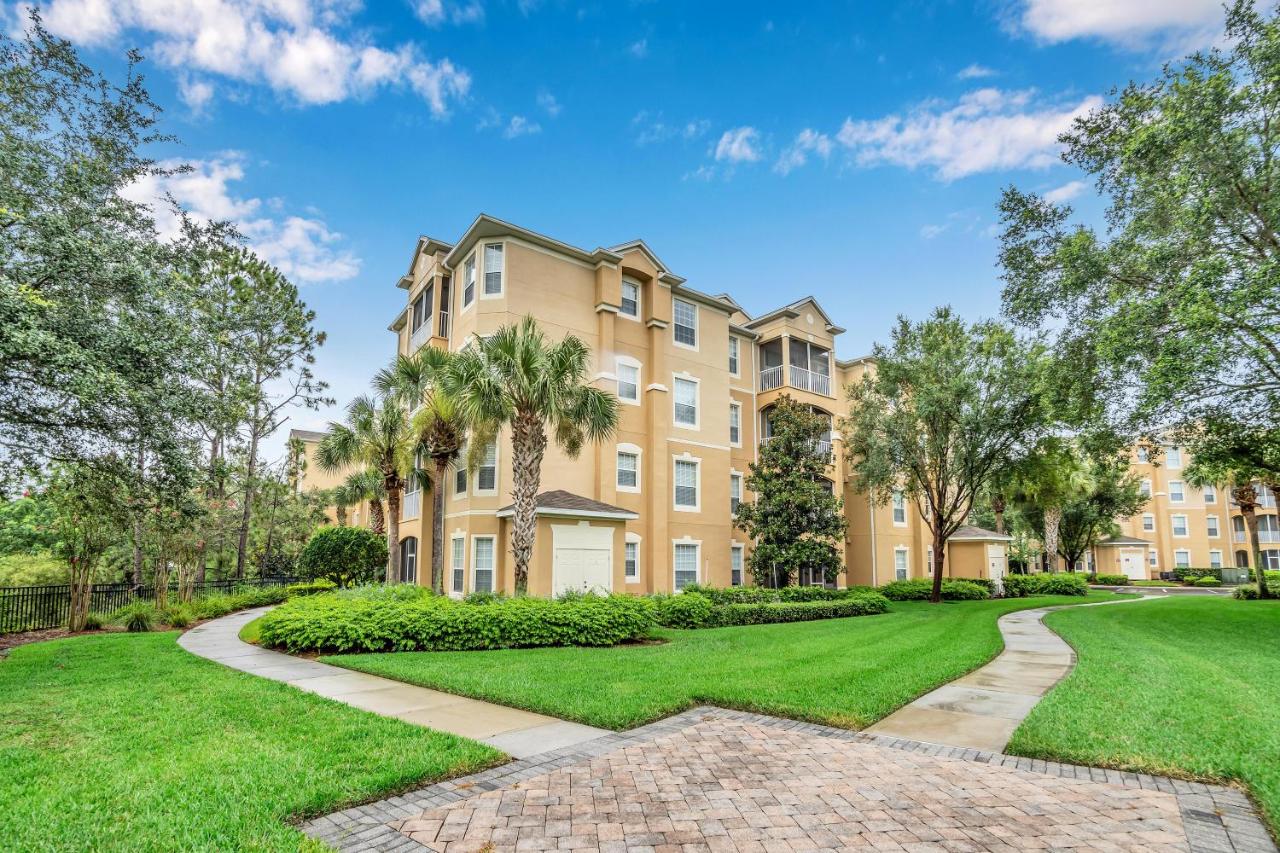 7664 Comrow Street #104 - B&B Orlando