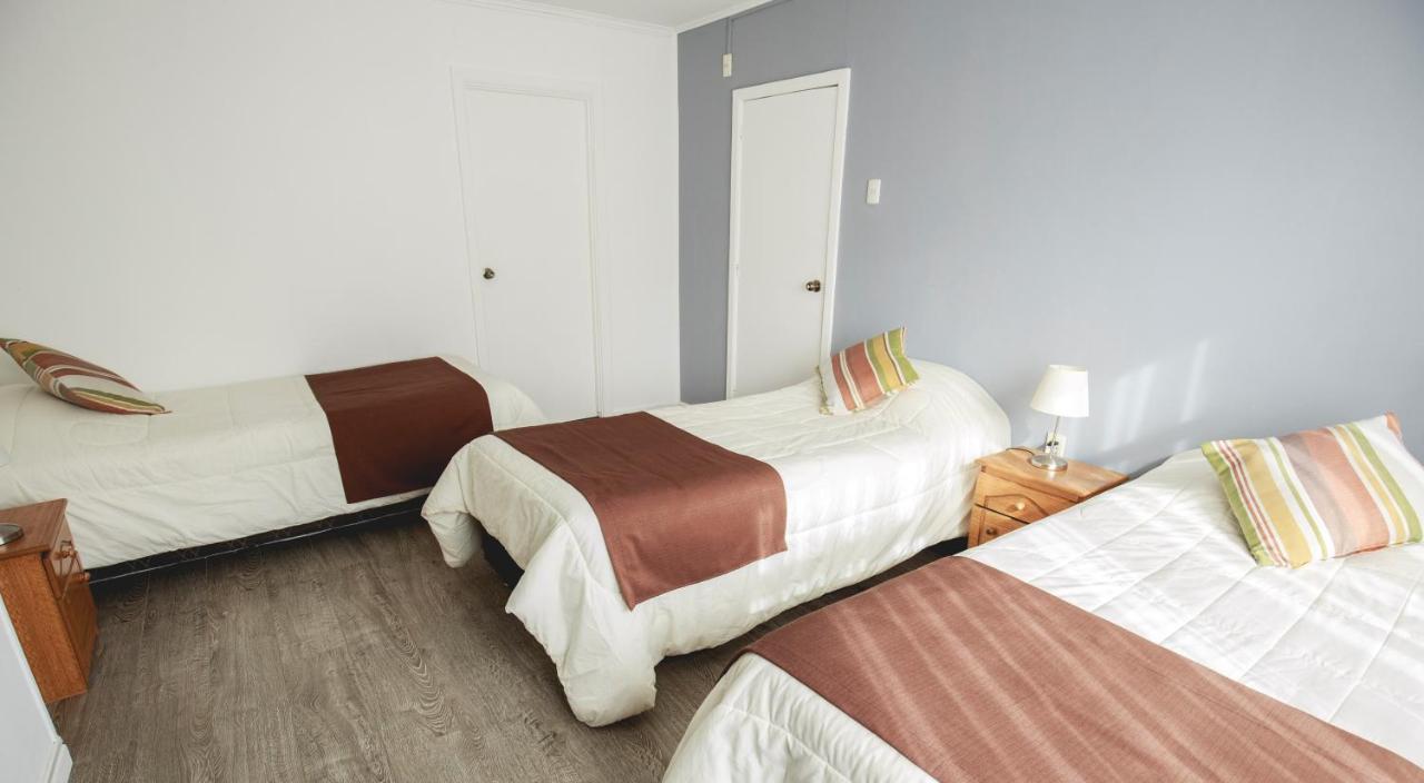 Dreibettzimmer mit eigenem Bad