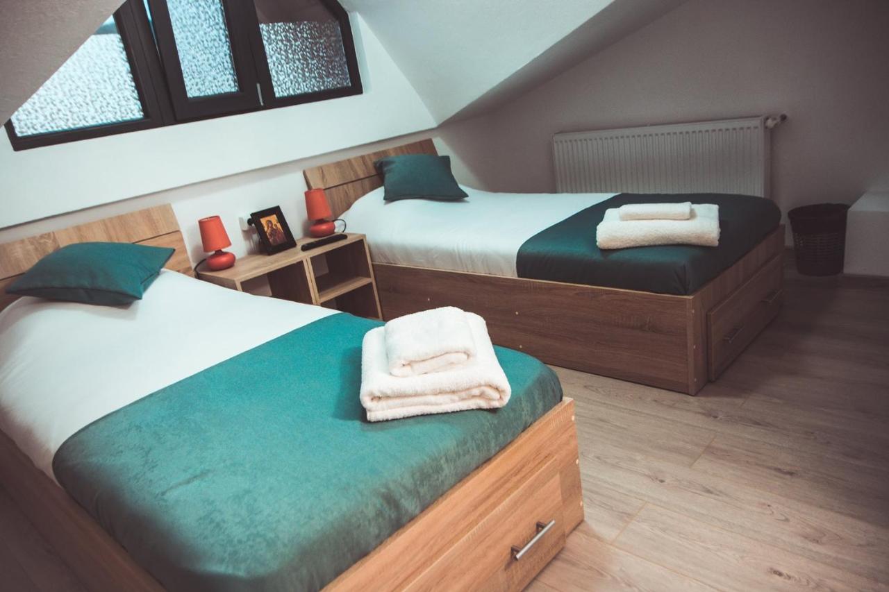 Twin Room with Private Bathroom