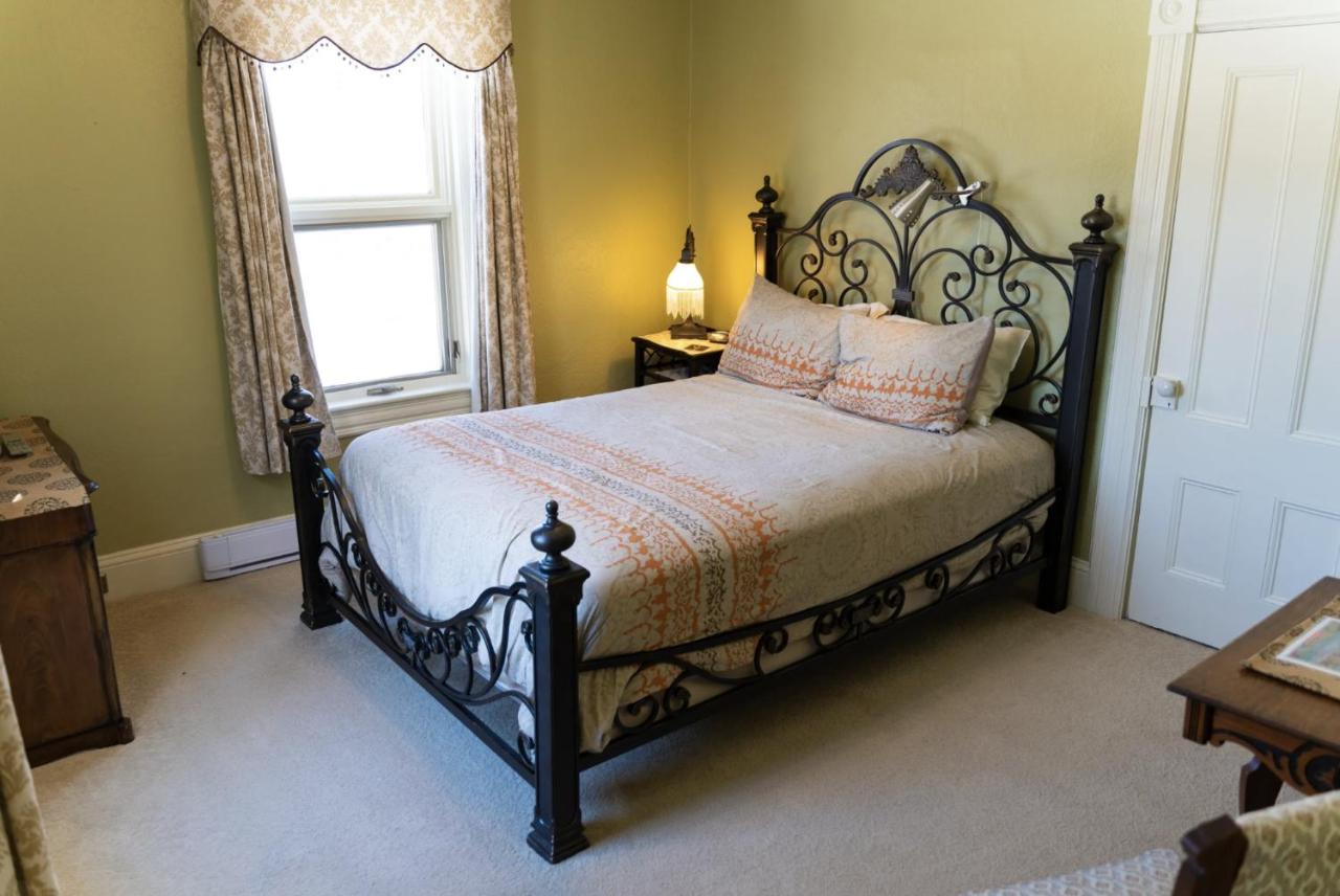 Chambre Lit Queen-Size Deluxe