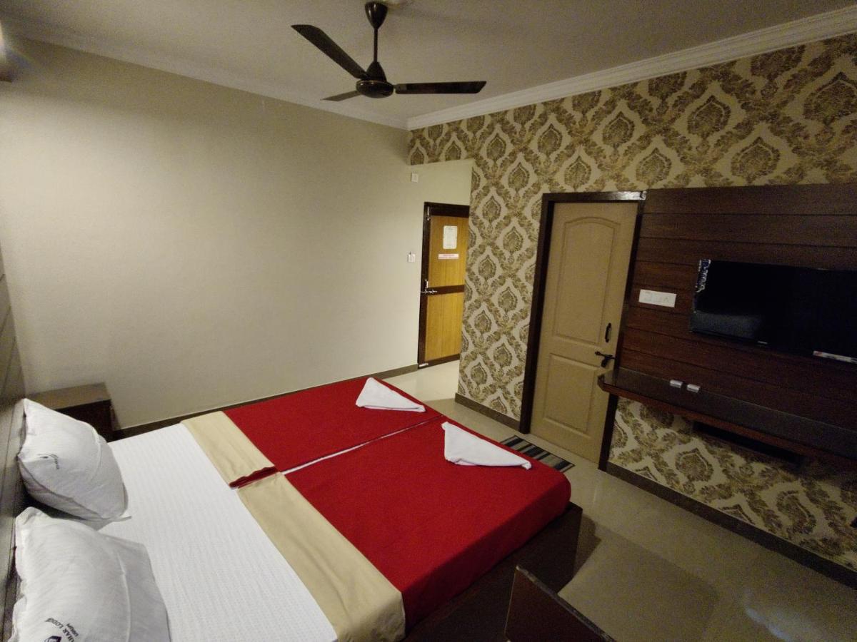 B&B Udupi - Vyavahar lodge - Bed and Breakfast Udupi