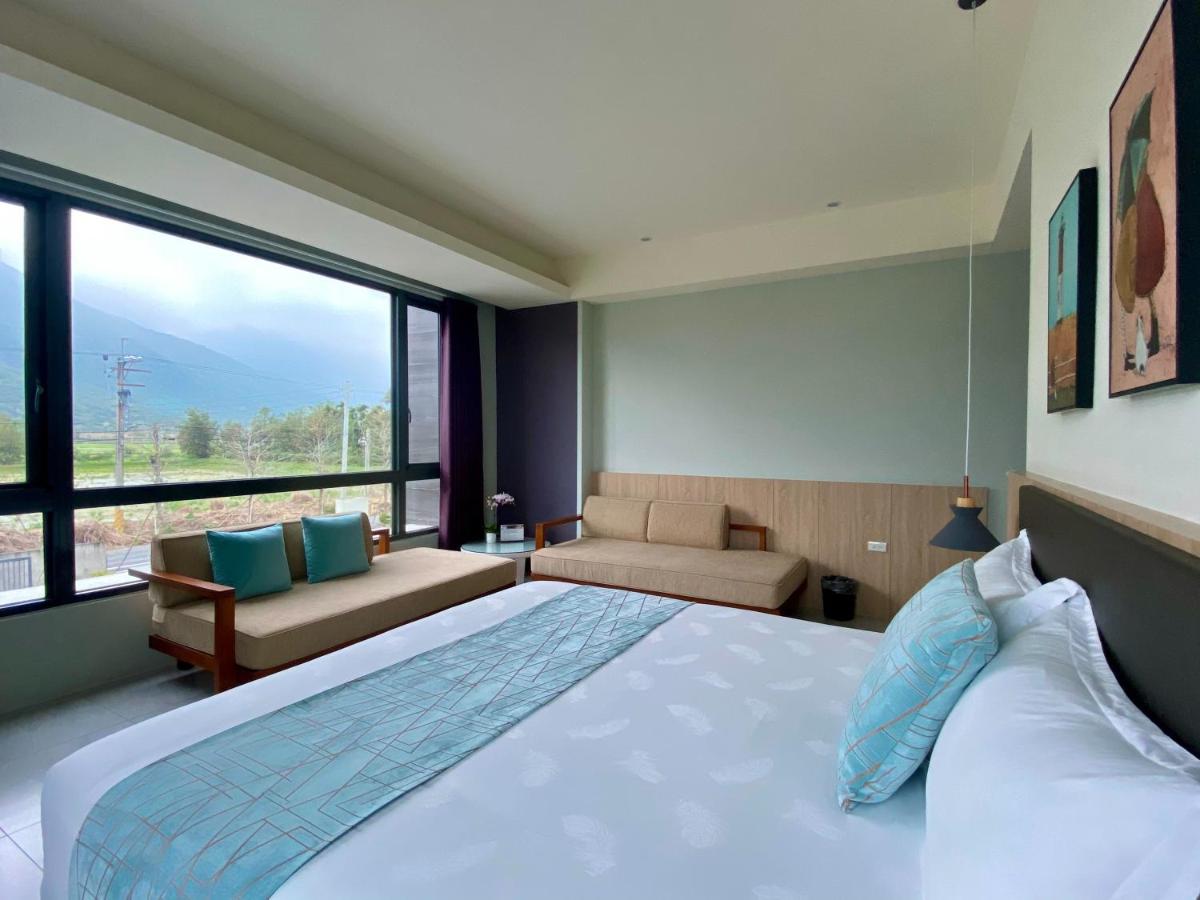King Room with Mountain View