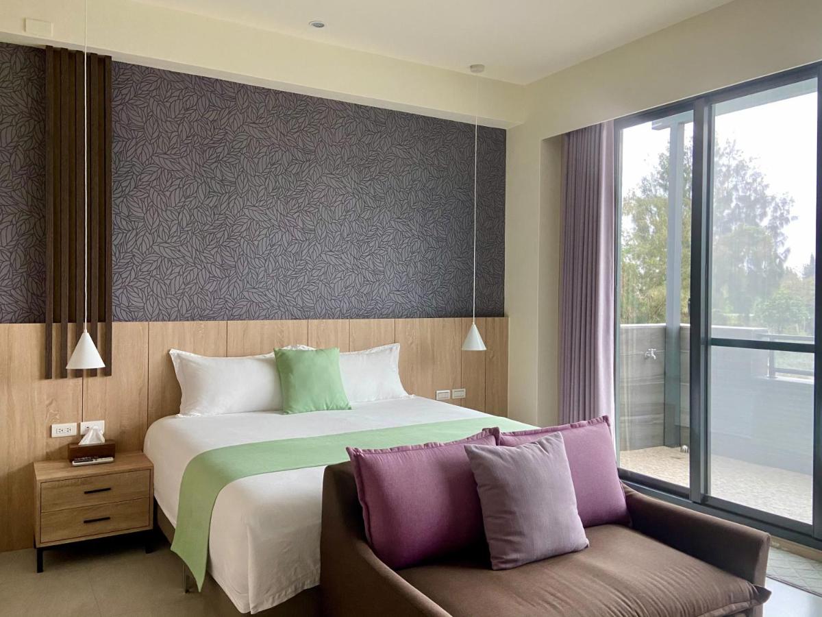 Double Room with Balcony and Mountain View