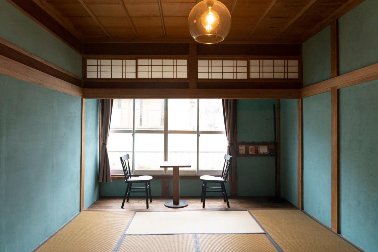 Japanese-Style Room (4 Adults)