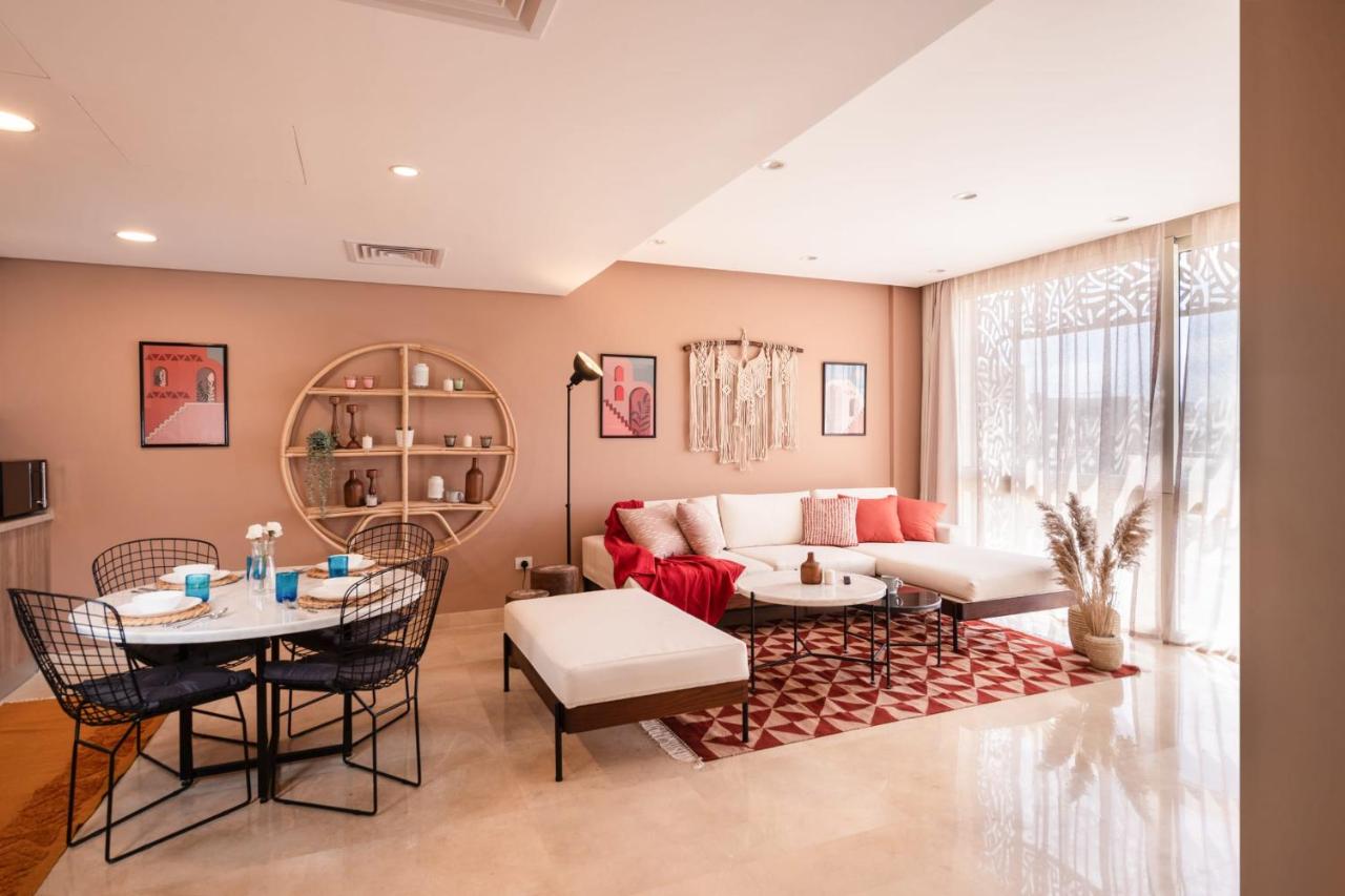 Earthy & Tranquil 1 BDR Mangroovy Free Pool & Beach Access - Ferienwohnung Hurghada