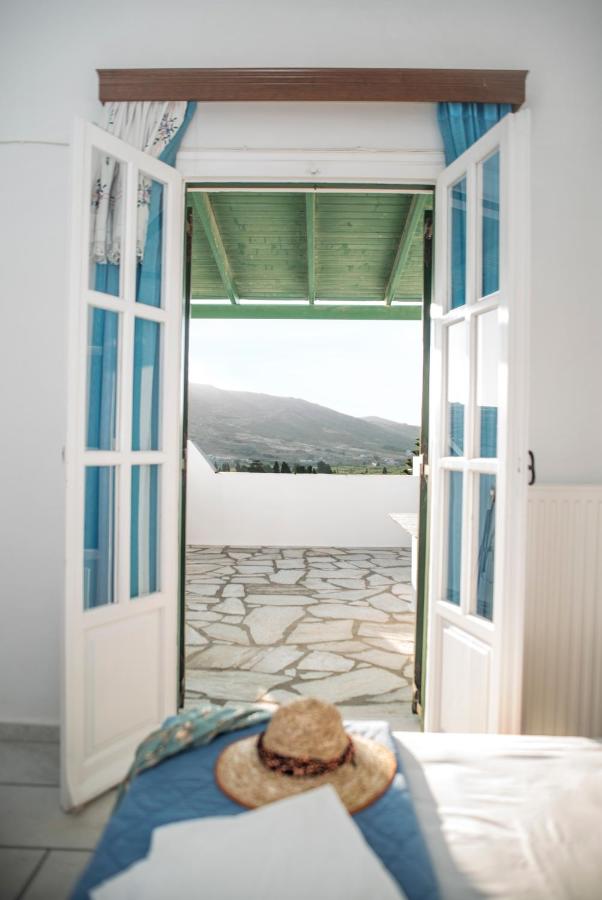 B&B Eggarés - Smaragdi - Naxian traditional house with panoramic view at Eggares village - Bed and Breakfast Eggarés