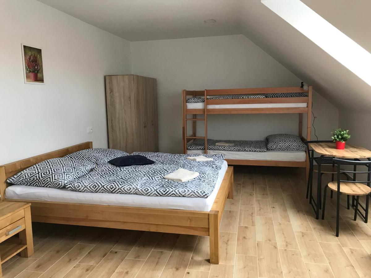 Quadruple Room with Private Bathroom