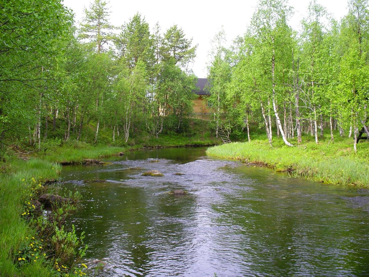 Chalet mit 2 Schlafzimmern, Sauna und Kamin