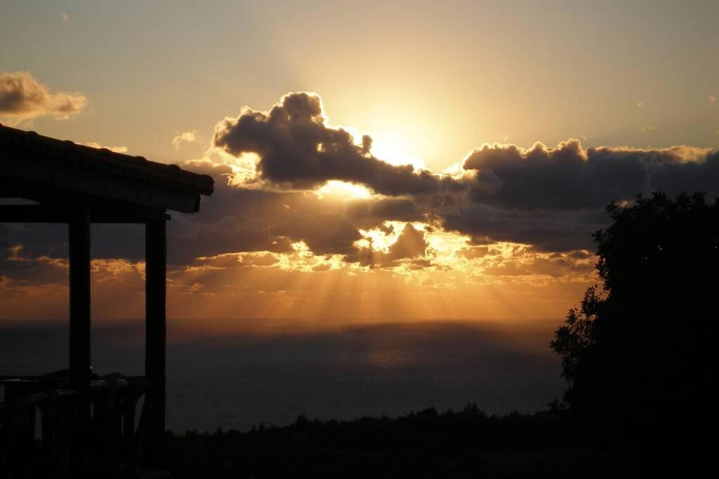 B&B Agios Leon - Dreamcatcher villa: Infinity pool, Sunset, Seaview - Bed and Breakfast Agios Leon