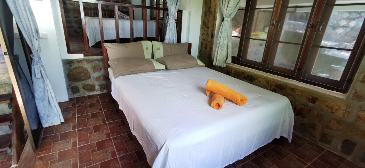 Two-Bedroom Suite - Beach Front
