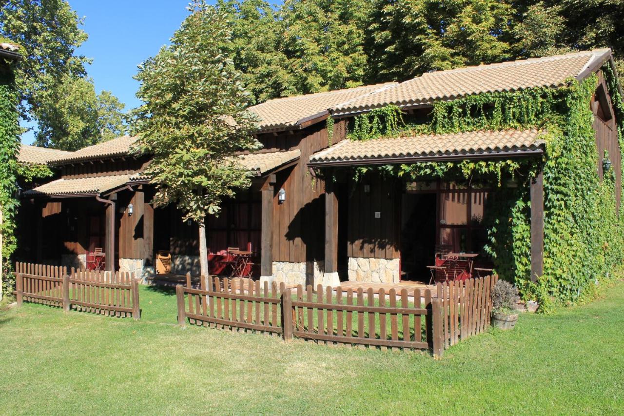 Las cabañas de valsain - B&B