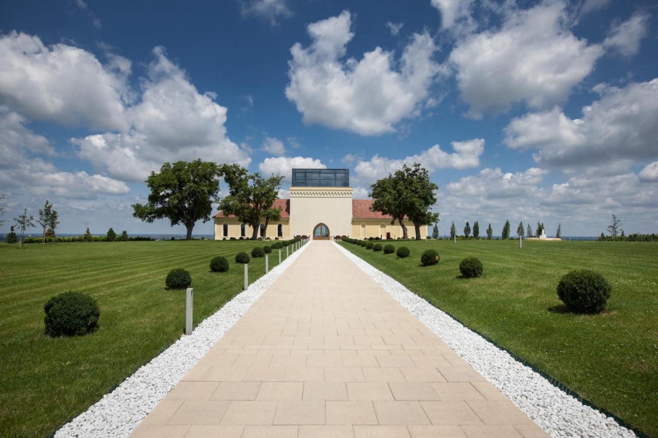 Ladanjsko Imanje Principovac - B&B Ilok