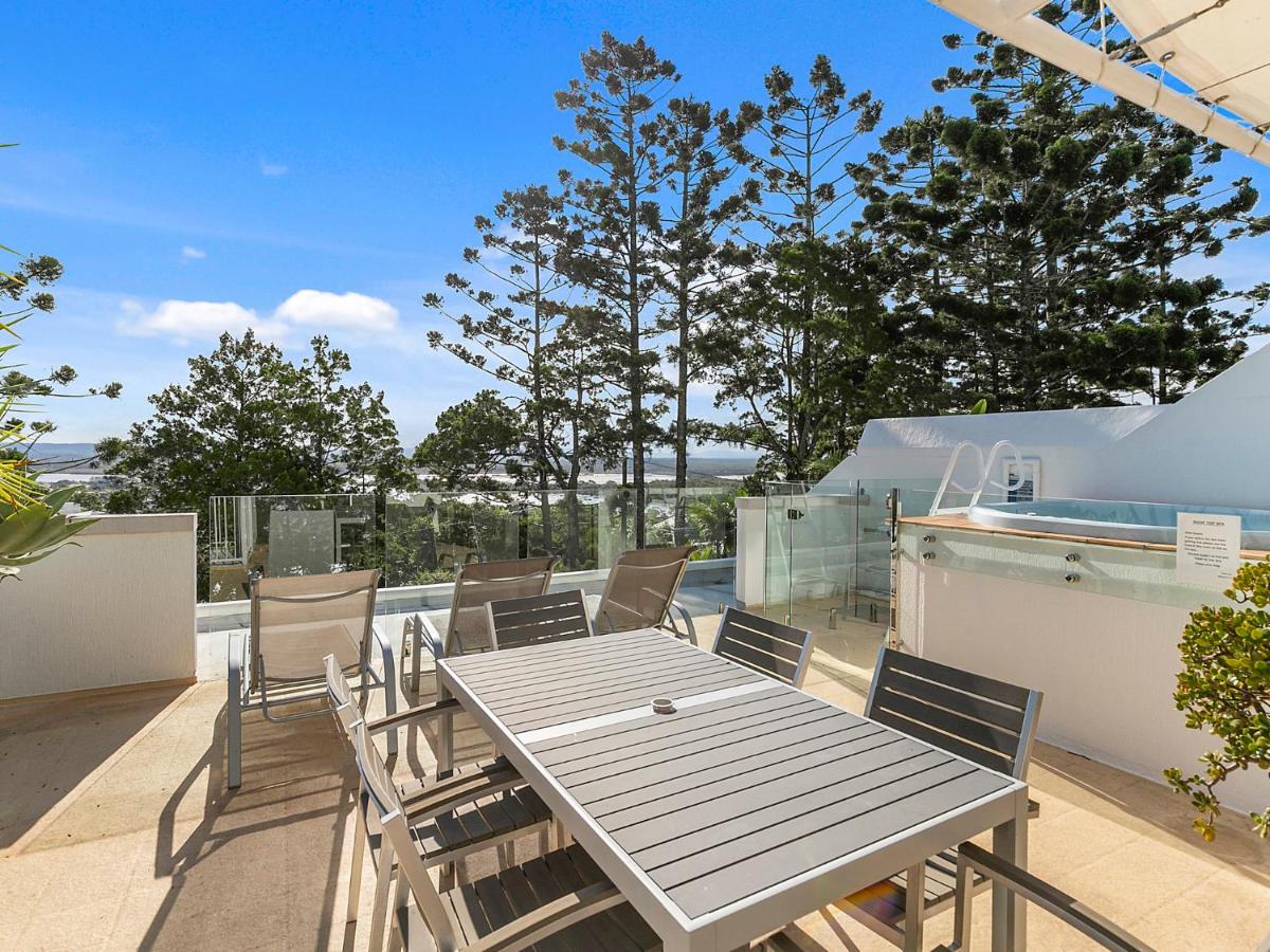 Picture Point Penthouse 11 - Private Rooftop Spa - B&B Noosa Heads