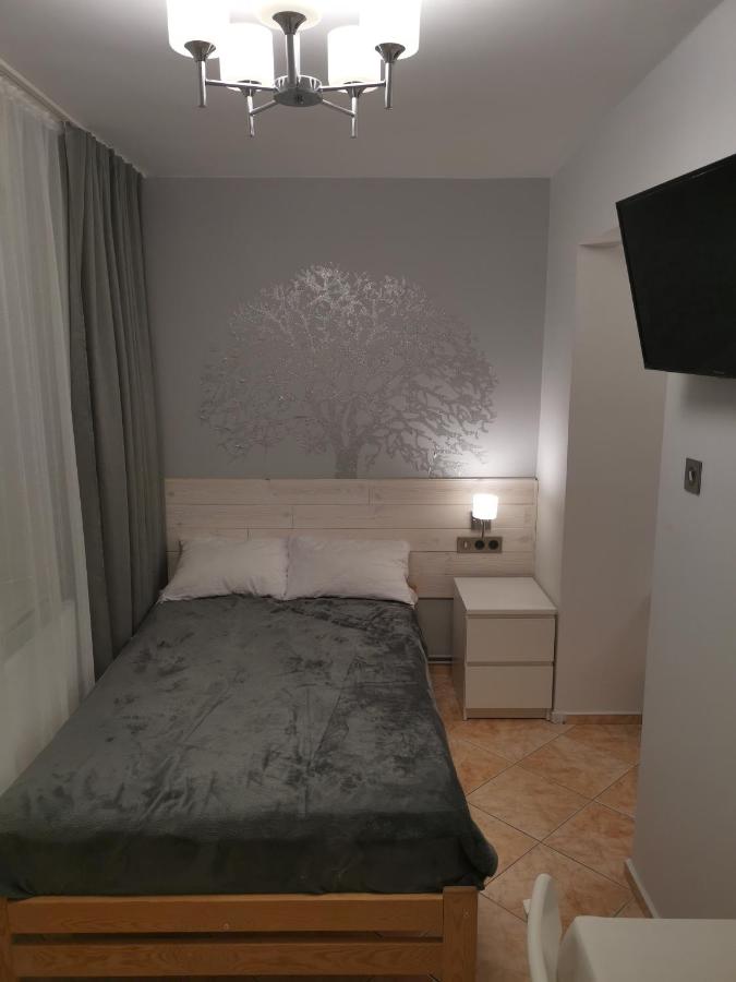 Doppel- oder Zweibettzimmer