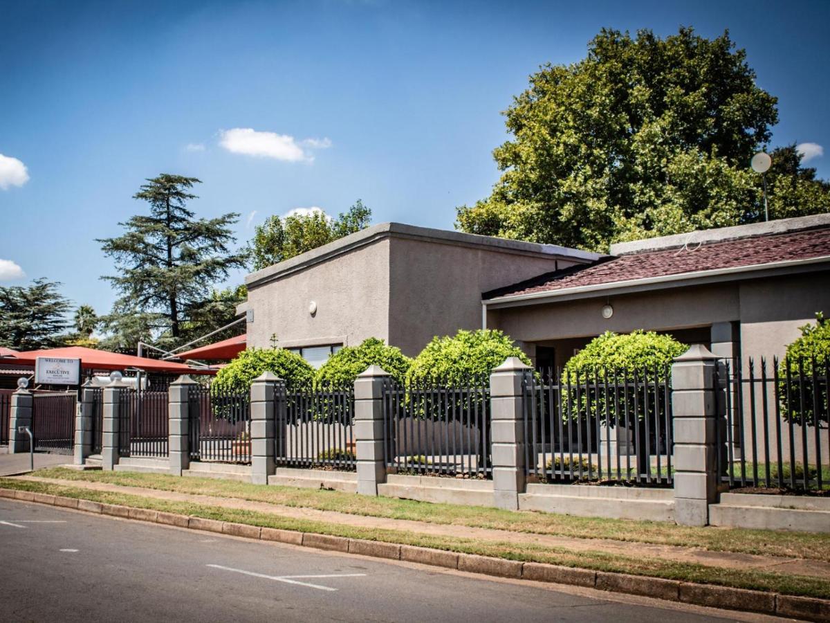 The Executive House - Bed and Breakfast Newcastle