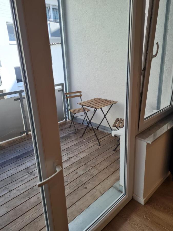L8 Street - Gneisenaustraße 9 - B&B
