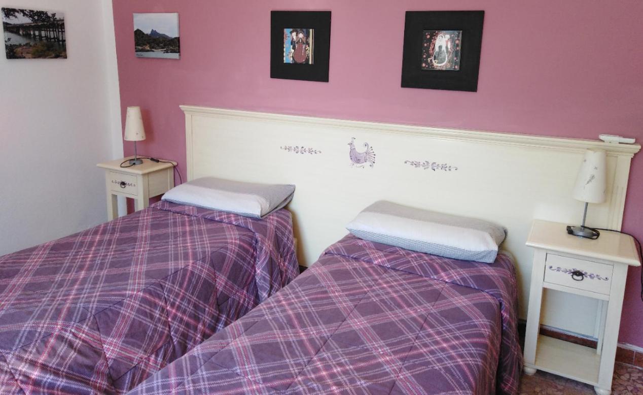 Doppel-/Zweibettzimmer mit privatem, externem Bad