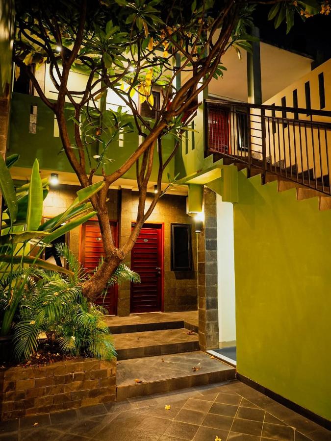 B&B Jakarta - Rhiz Guest House Tebet - Bed and Breakfast Jakarta