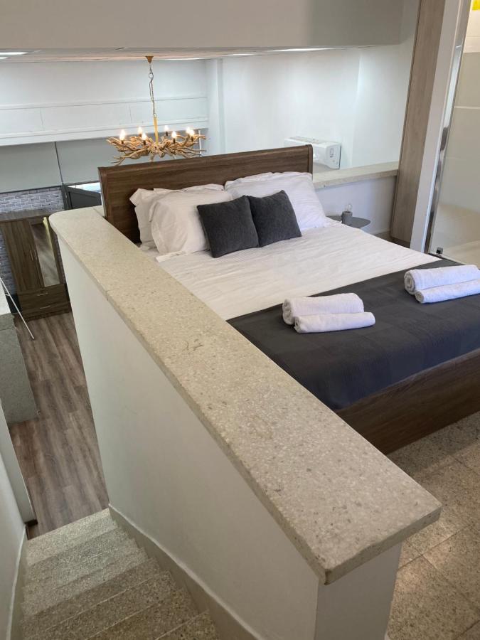 Modern City Center Appartment Saripolou - B&B Limassol