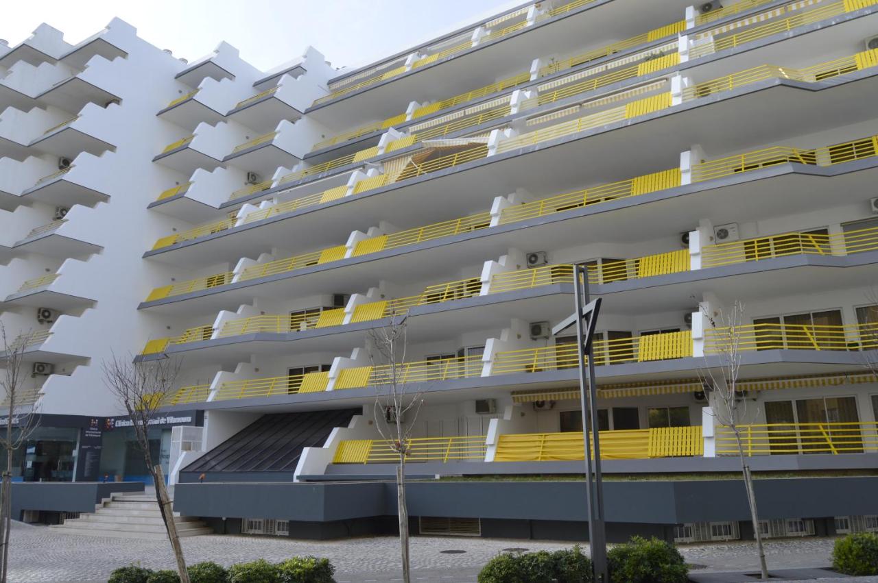 Apartamento próximo da Marina Vilamoura c/piscina e estacionamento - Chambres d’hôtes Vilamoura