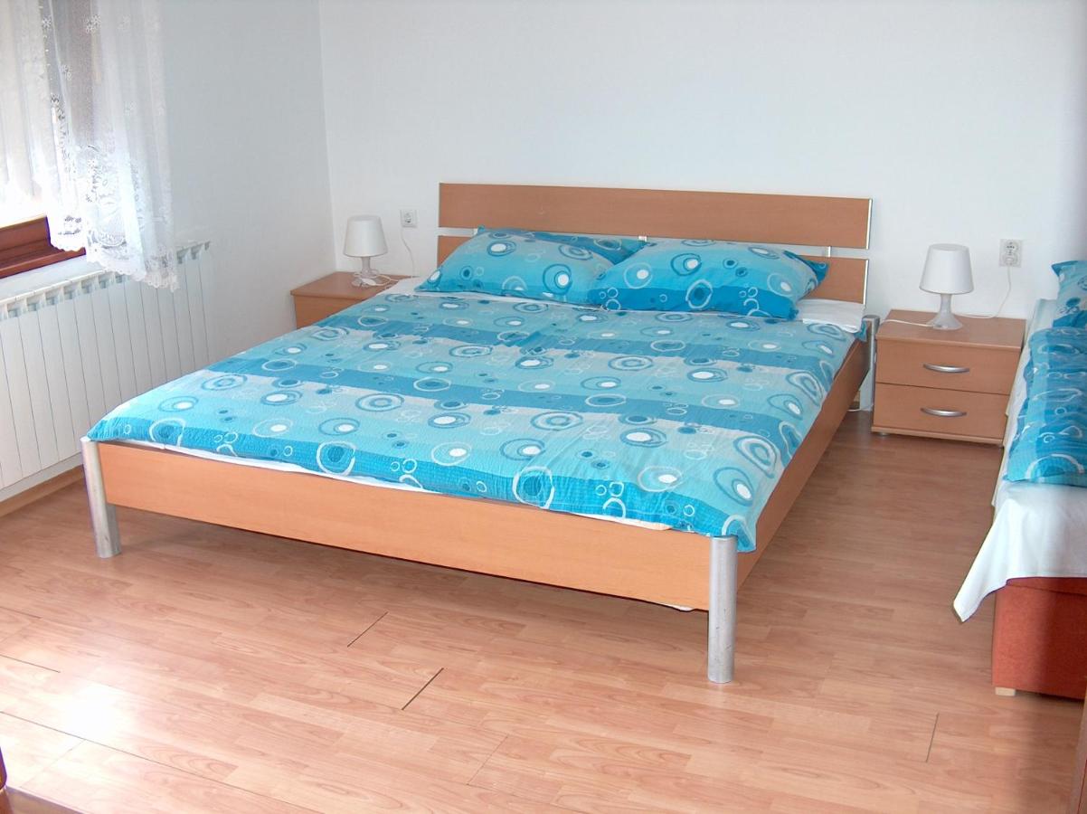 Two-Bedroom Apartment with Terrace and Garden View