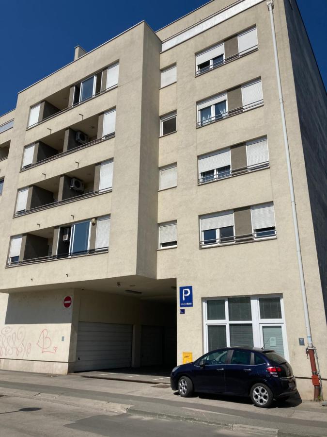 Apartment Maris - Free Parking - Ferienwohnung Zagreb