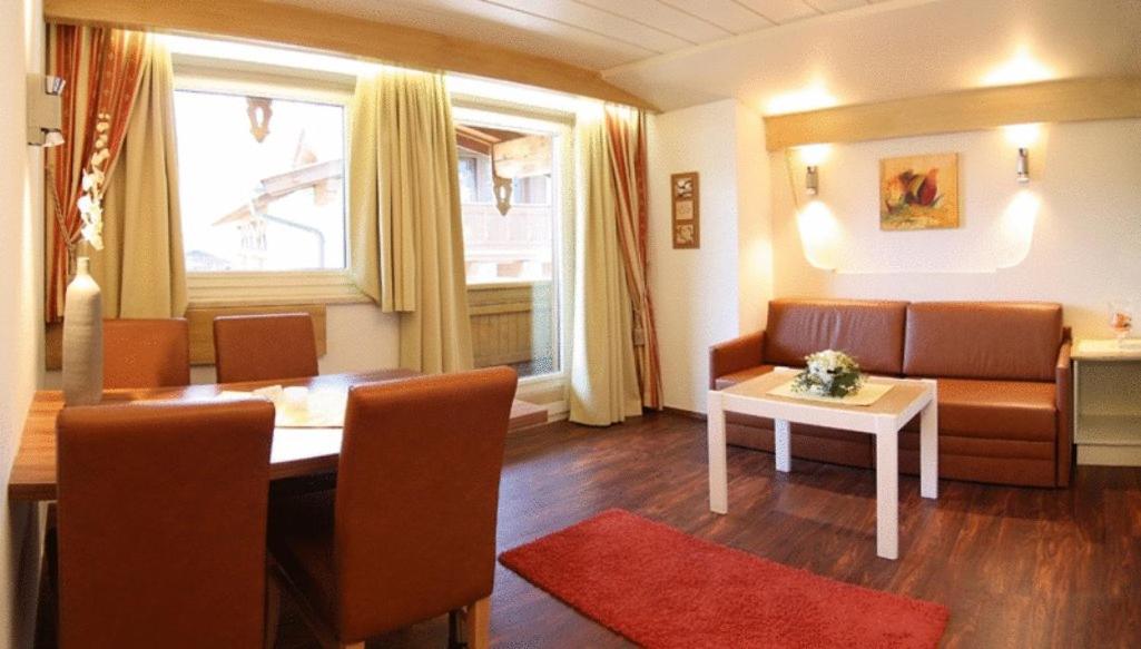 Apartment (4 Adults)