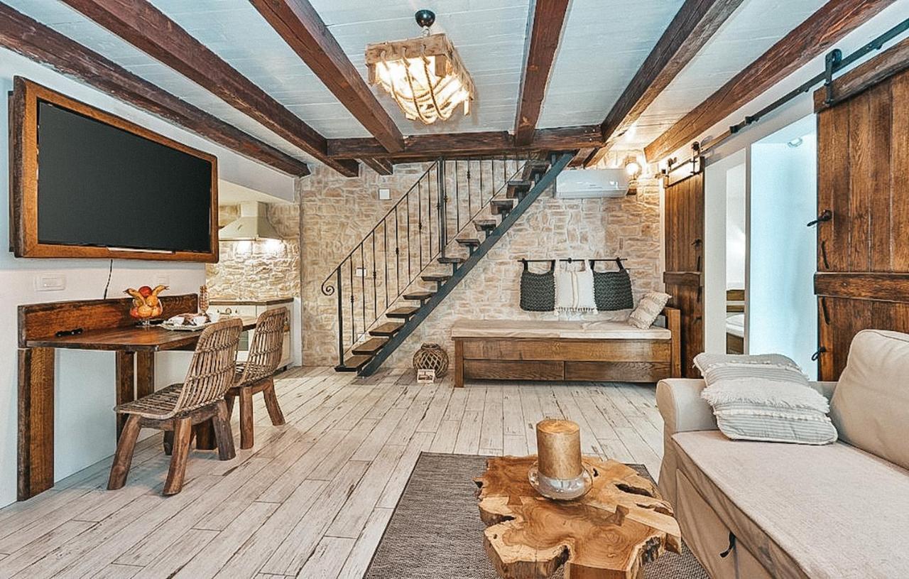 By Riverhill - B&B Karlovac