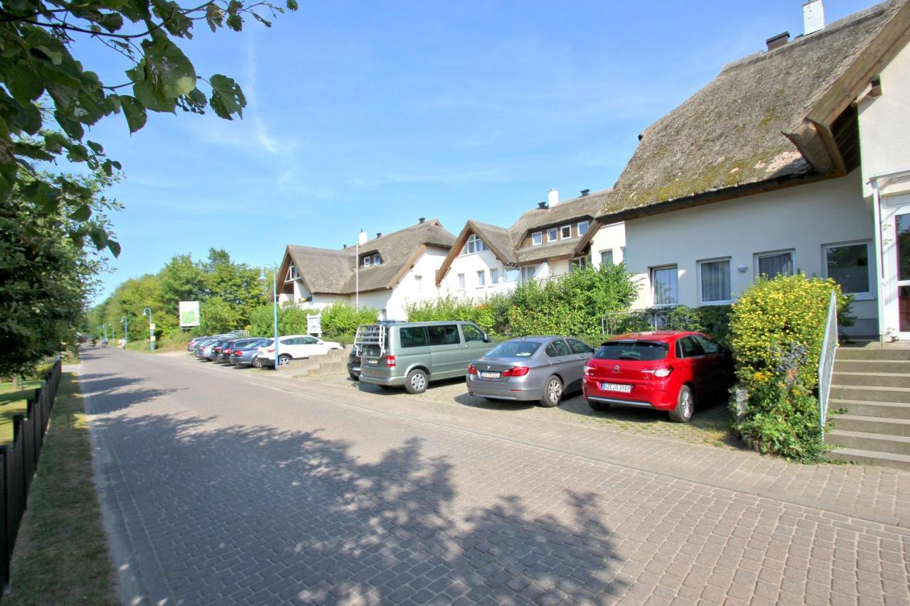 Strandhaus Mönchgut Ferienwohnung 09 mit Sauna- und Schwimmbadnutzung im AHOI Sellin - Chambres d'hôtes Lobbe