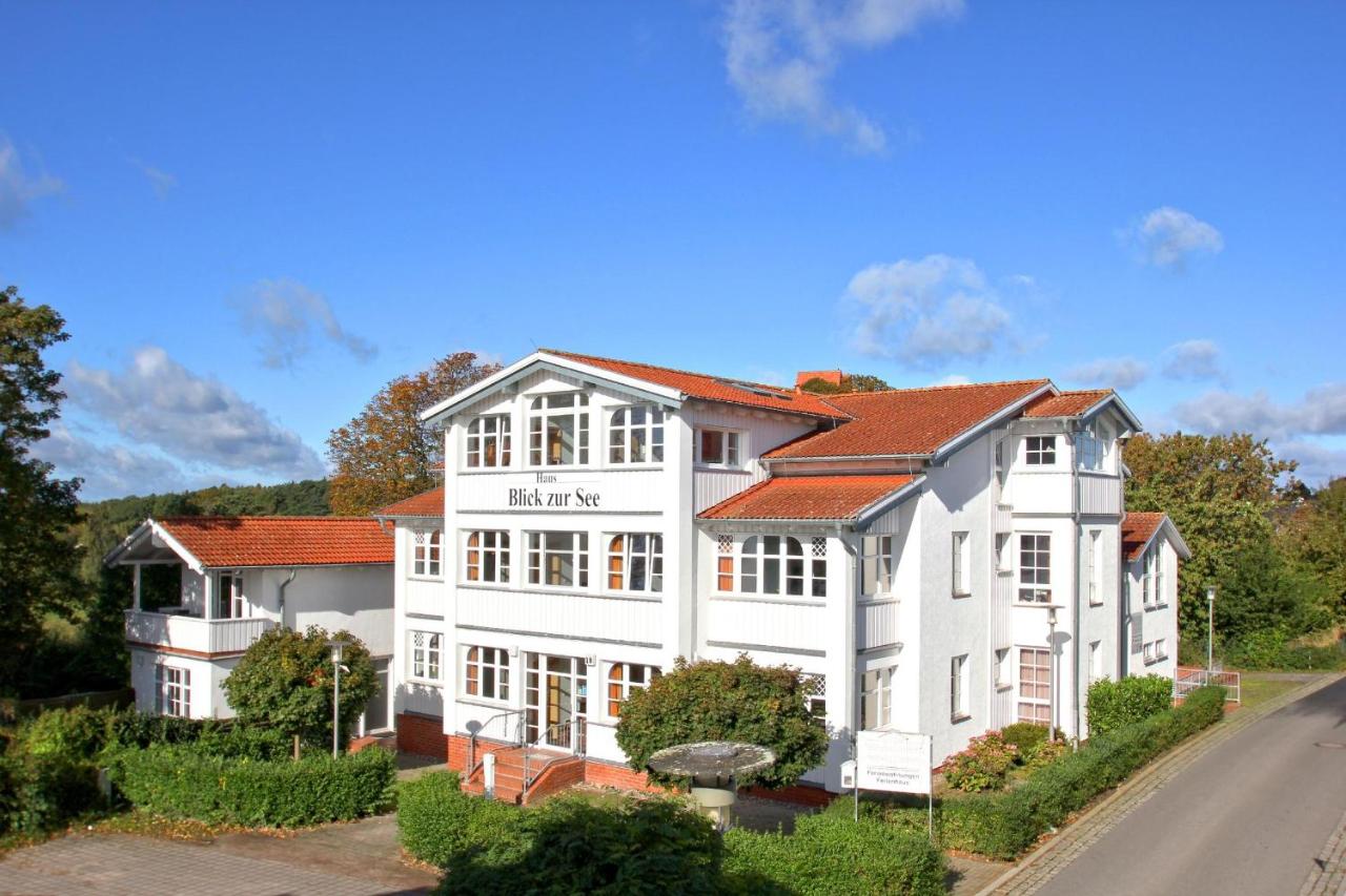 FeWo mit Meerblick, gratis Nutzung vom AHOI Erlebnisbad und Sauna in Sellin - Haus Blick zur See FeWo 11 - B&B