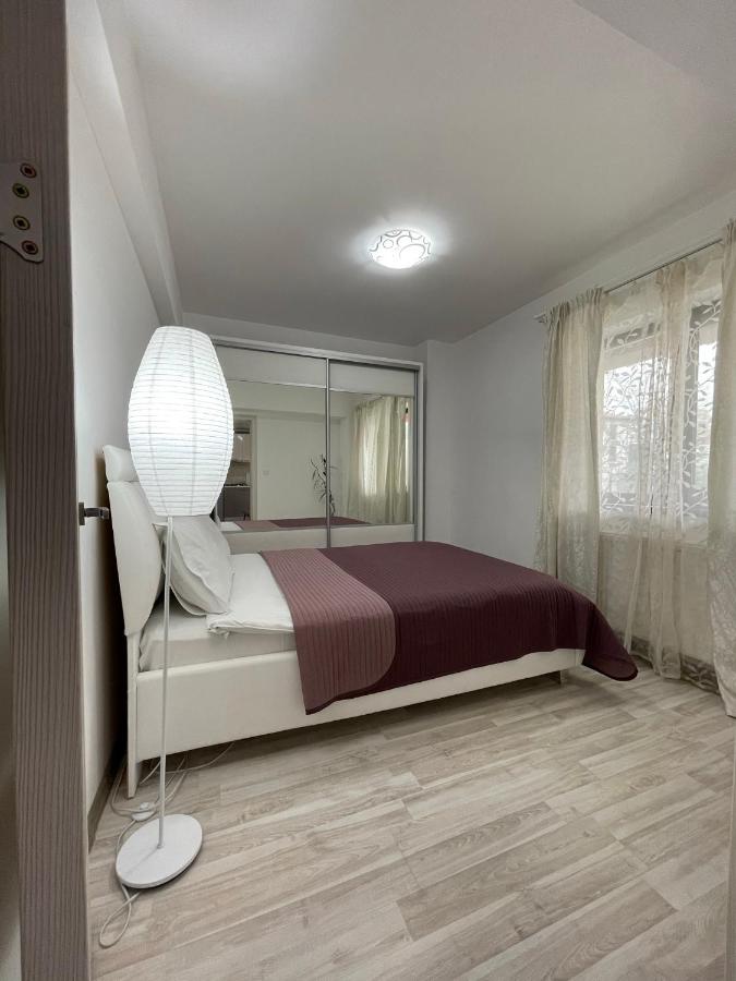 B&B Iasi - Renting Solutions Iulius Mall - Bed and Breakfast Iasi