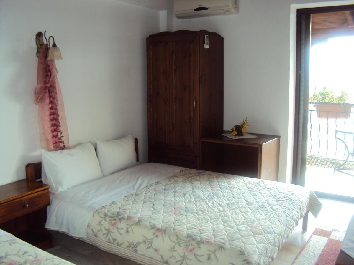 Dreibettzimmer