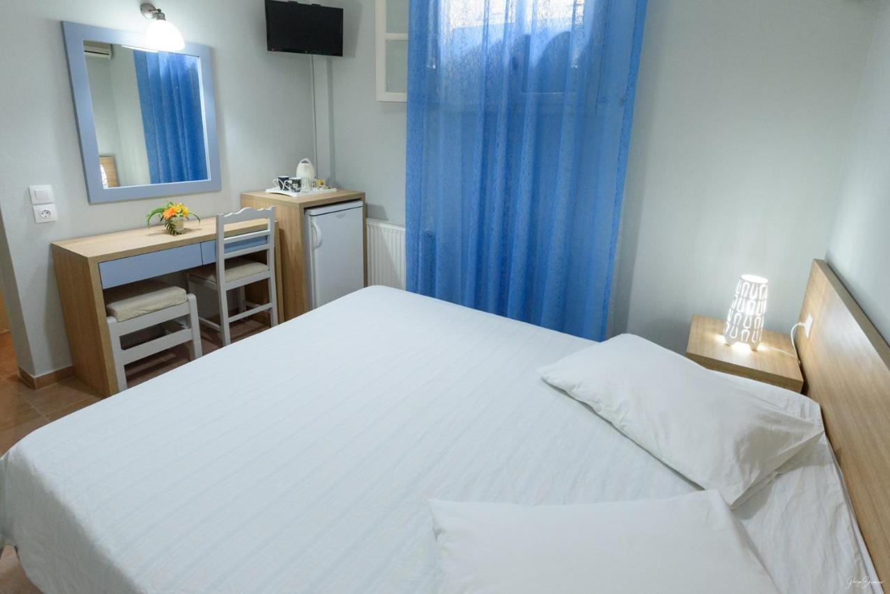 Semi-Basement Double Room 