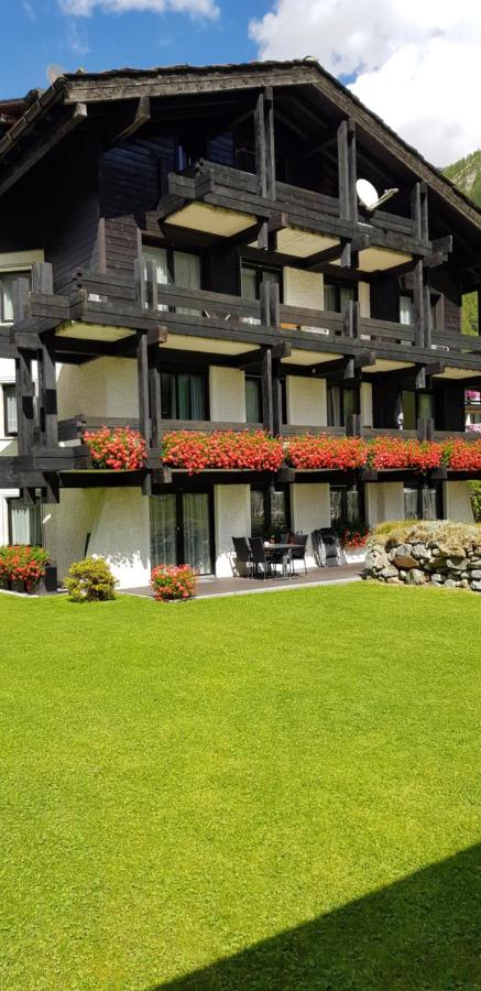 Aristella - Bed and Breakfast Saas-Almagell