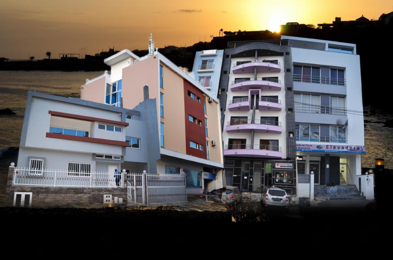 AG TOUR LDA - Apartamentos Turísticos - B&B