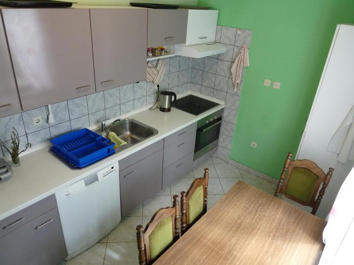 Apartamento de 2 dormitorios con terraza