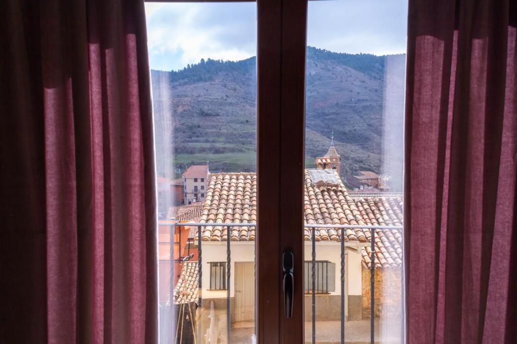 Apartamento Turístico Snow Boutique - B&B Camarena de la Sierra