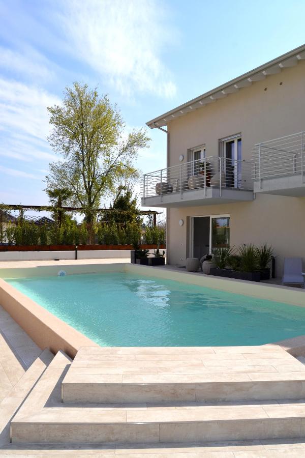 oak AR holiday-home - B&B Peschiera del Garda