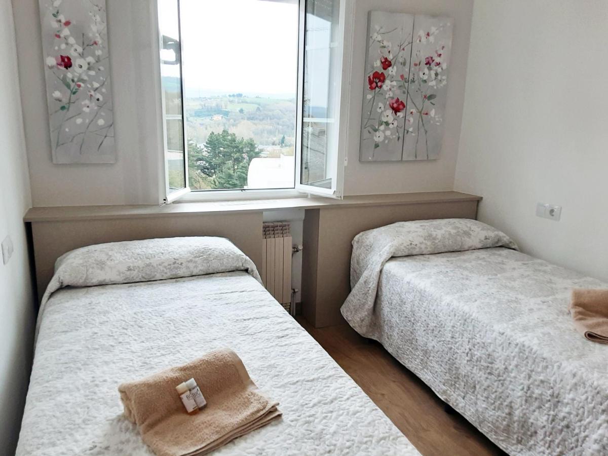 Chambre Lits Jumeaux avec Salle de Bains Privative