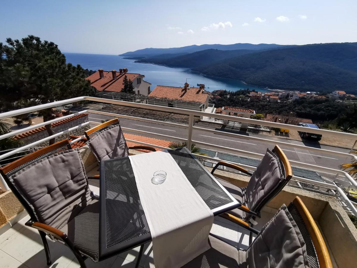 Seaview Apartment Bojan Rabac - Bed and Breakfast Rabac