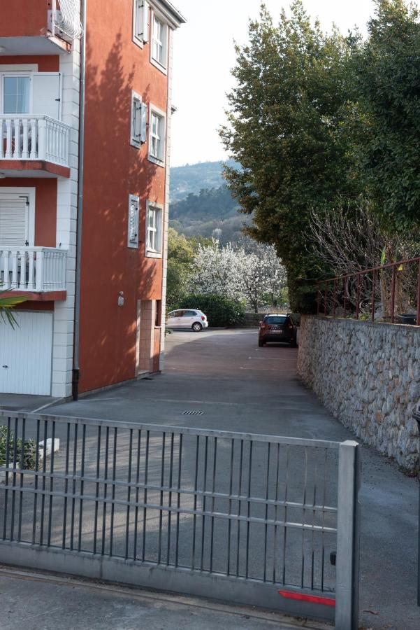 Cozy Apartment Bosnjak near Opatija, with sea view terrace, Air Condition, free private parking - B&B